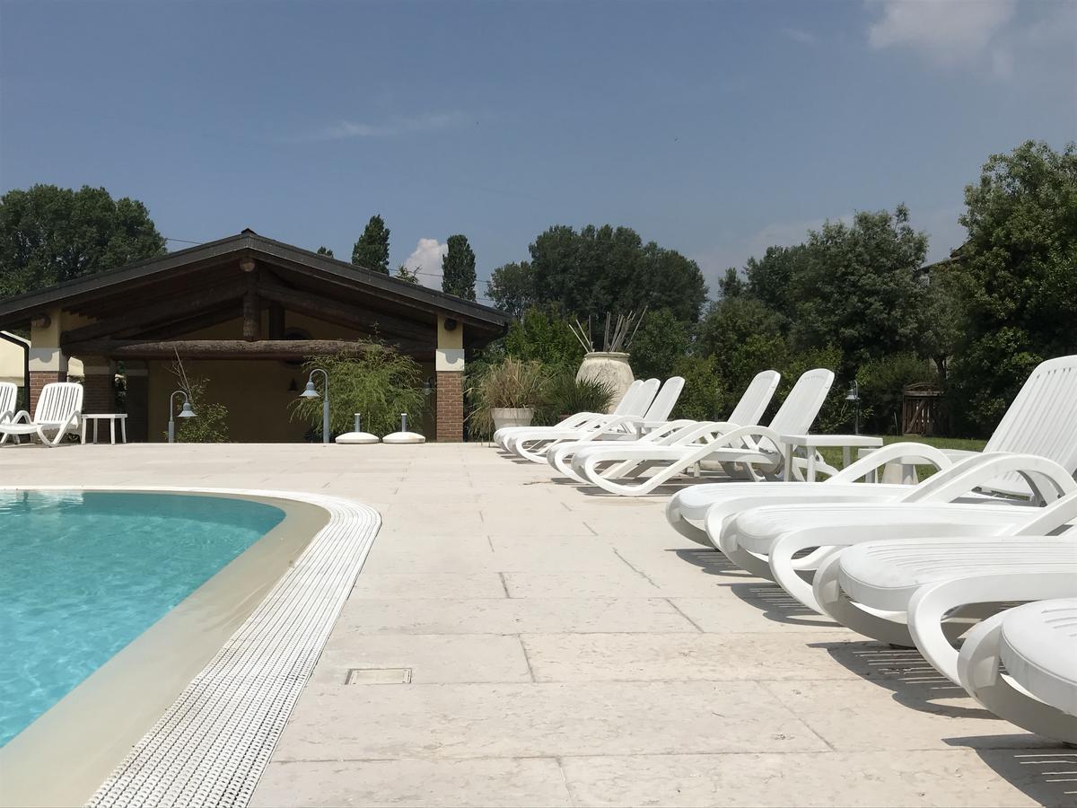 Hotel Agriturismo Corte Salandini Ponti sul Mincio Exterior foto