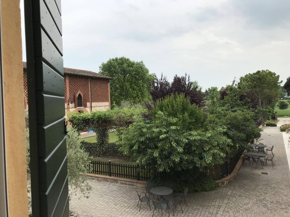 Hotel Agriturismo Corte Salandini Ponti sul Mincio Exterior foto