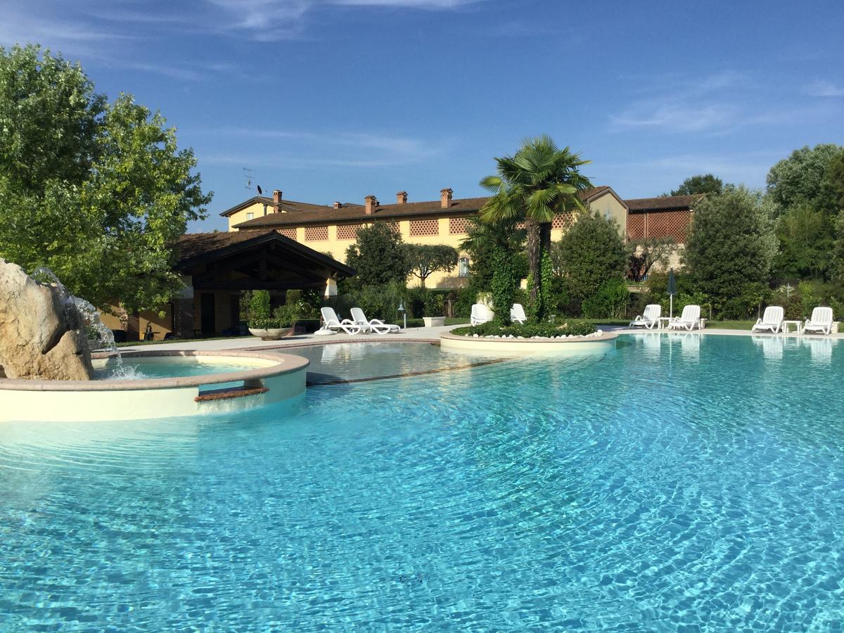 Hotel Agriturismo Corte Salandini Ponti sul Mincio Exterior foto