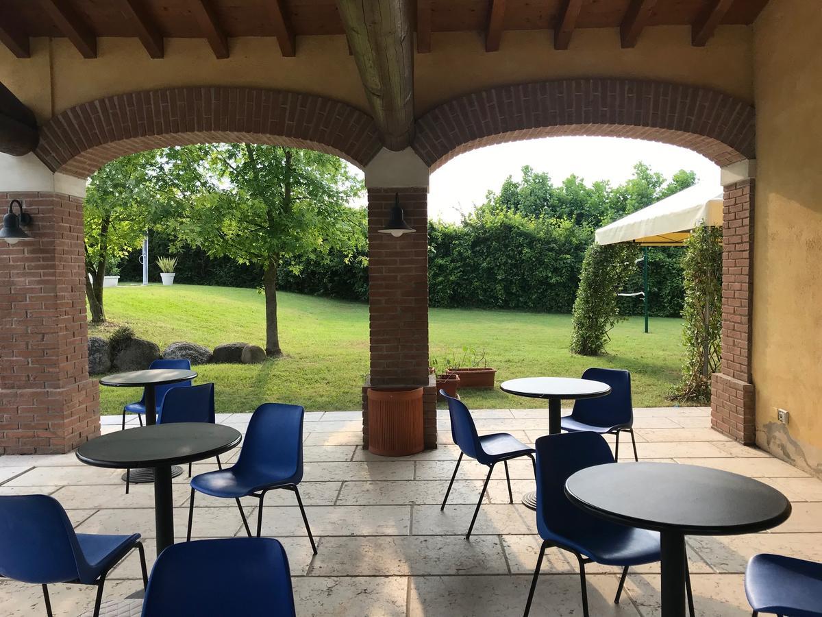 Hotel Agriturismo Corte Salandini Ponti sul Mincio Exterior foto