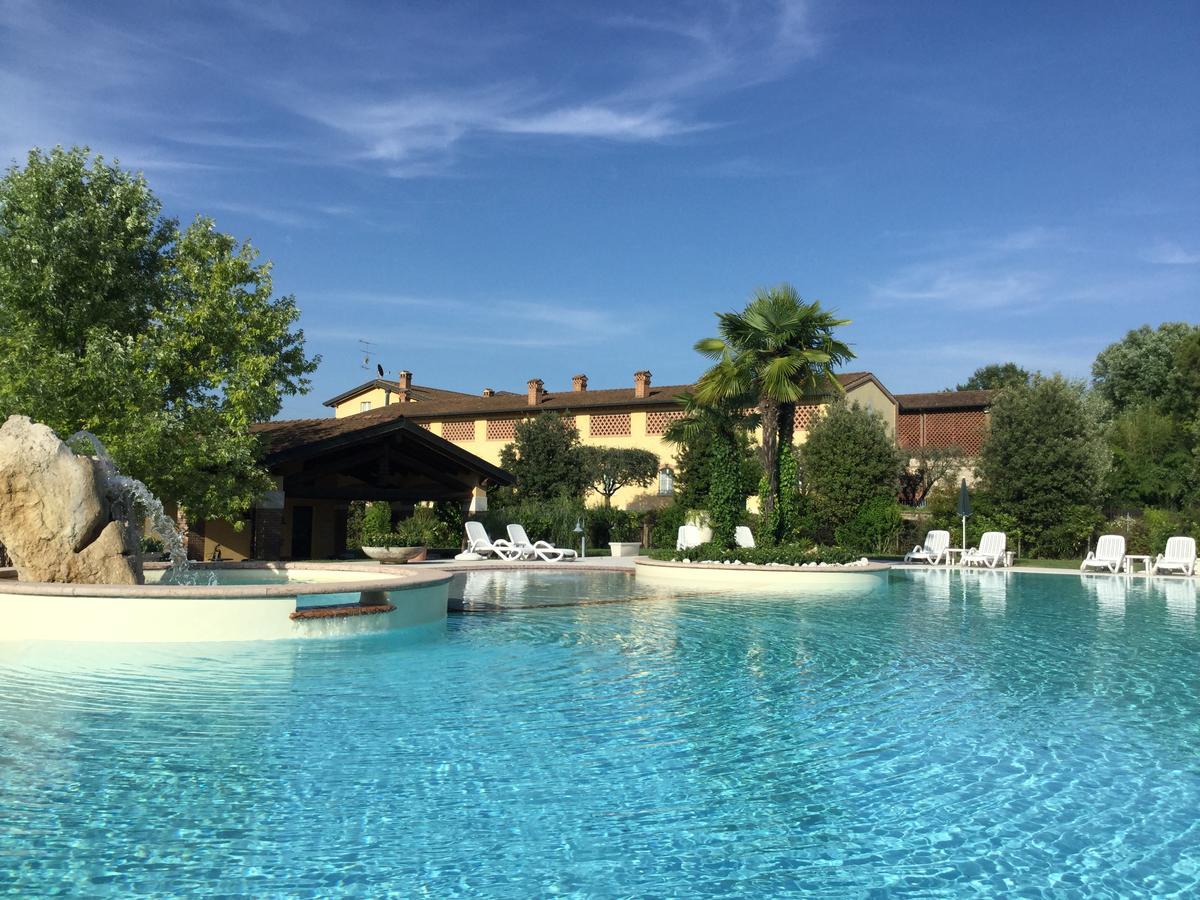Hotel Agriturismo Corte Salandini Ponti sul Mincio Exterior foto