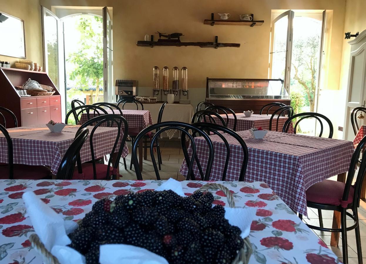 Hotel Agriturismo Corte Salandini Ponti sul Mincio Exterior foto