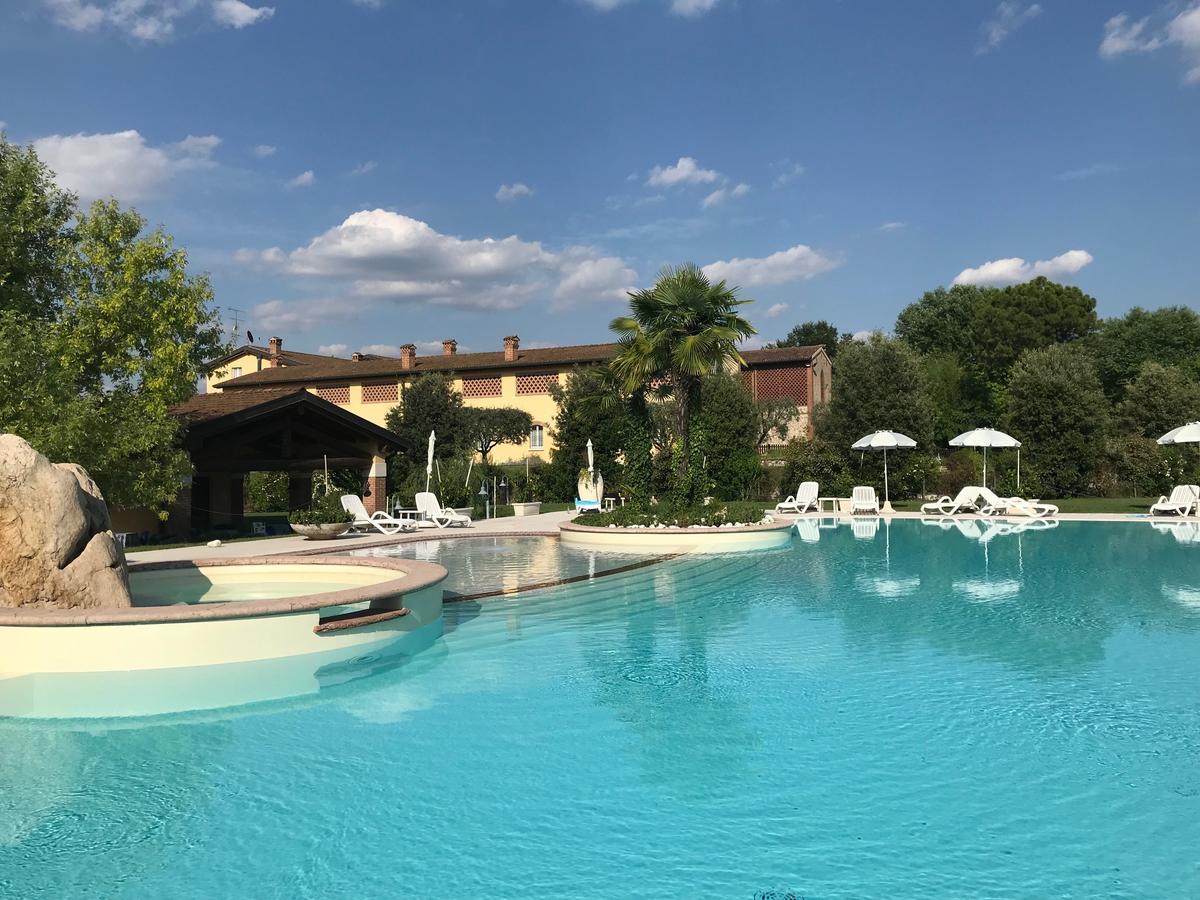 Hotel Agriturismo Corte Salandini Ponti sul Mincio Exterior foto